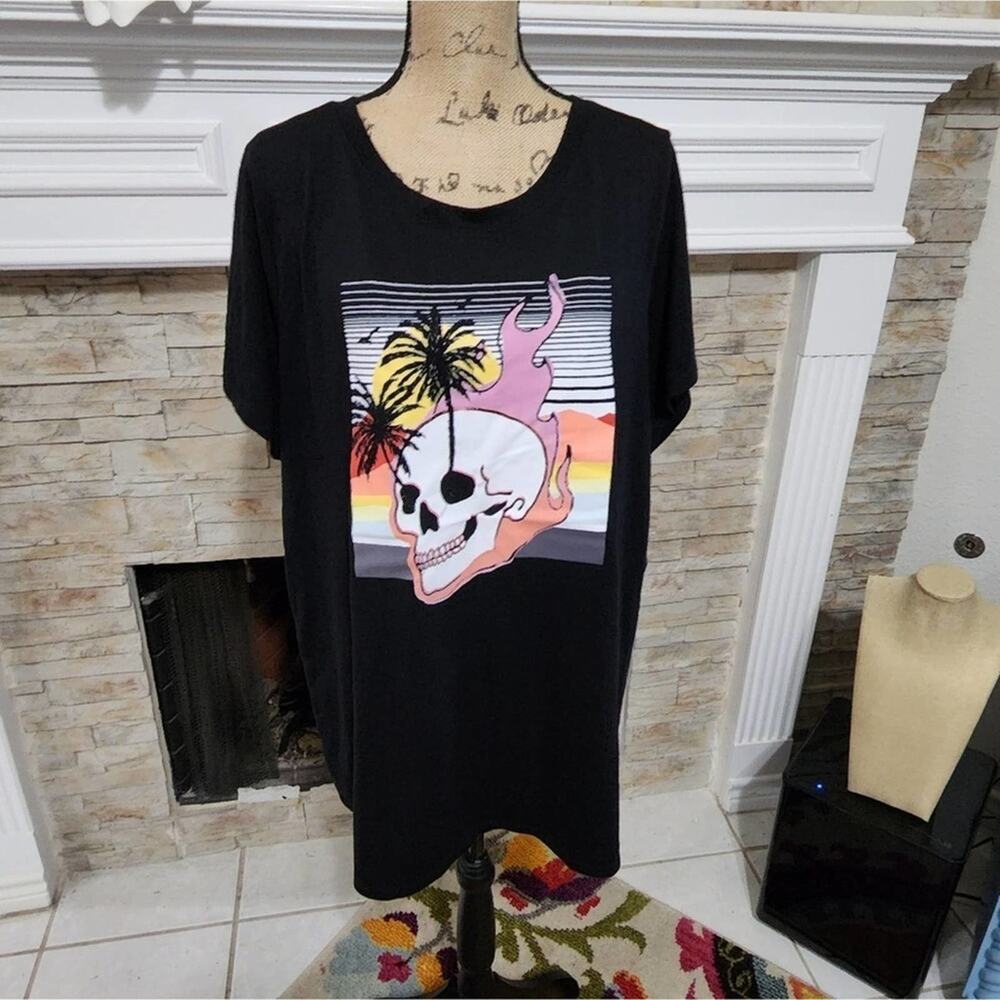 Torrid classic fit tropical flaming skull super soft tee shirt plus size 3 3X